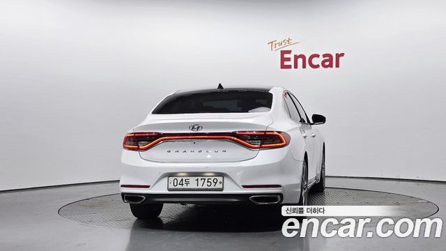 Hyundai Grandeur 2.4 Exclusive Special — пробег 212 595 км — фото 4 из 5