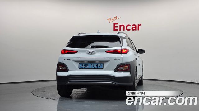 Hyundai Kona из Кореи Encar