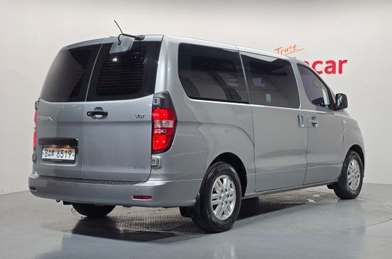 Hyundai Starex Van 3-Seater Smart — пробег 141 017 км — фото 2 из 5