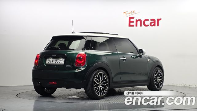 Mini Cooper Mid 3rd — пробег 161 109 км — фото 2 из 5