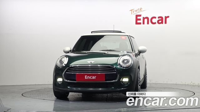 Mini Cooper Mid 3rd — пробег 161 109 км — фото 3 из 5