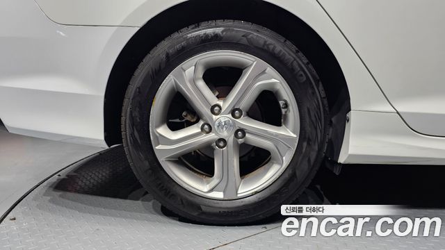 Hyundai Sonata 2.0 Smart — пробег 113 146 км — фото 5 из 5