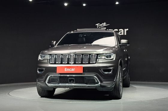Jeep Cherokee 3.6 Overland WK2 — пробег 63 784 км — фото 3 из 5