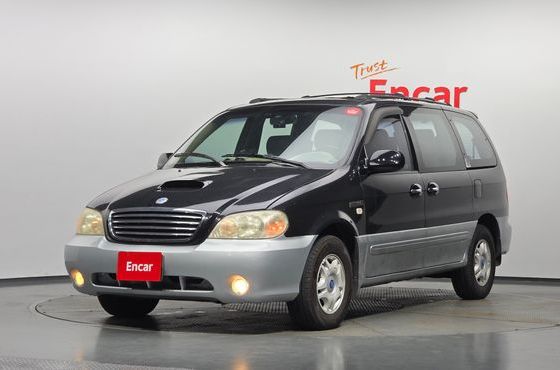 Kia Carnival 9-Seater Diesel Park — пробег 205 551 км — фото 1 из 5