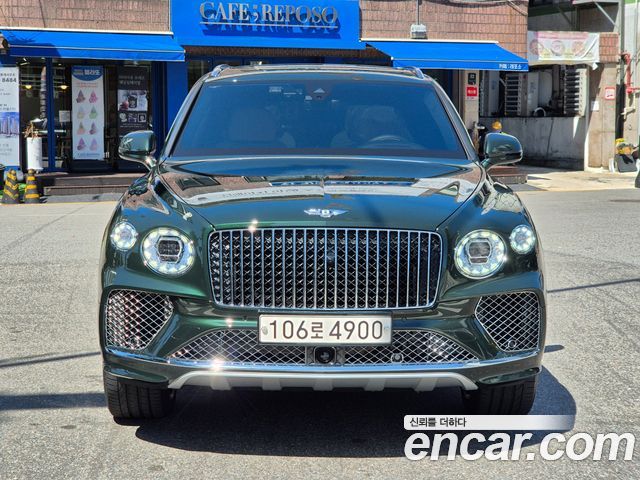 Bentley Bentayga 4.0 V8 EWB Azure — пробег 10 000 км — фото 2 из 5