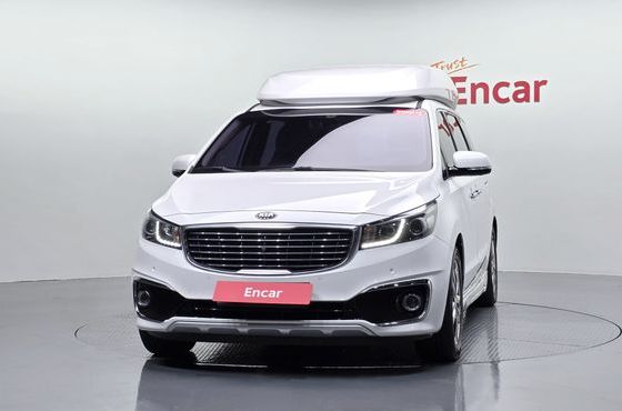Kia Carnival 9-seater Hi-Limousine Prestige — пробег 141 565 км — фото 3 из 5