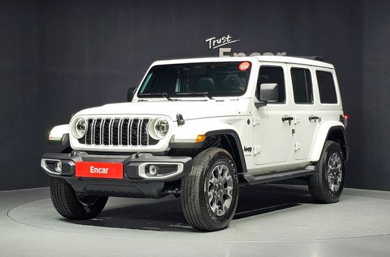 Jeep Wrangler 2.0 Sahara Power Top 4Door — пробег 4 203 км — фото 1 из 5