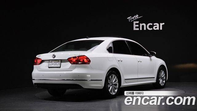 Volkswagen Passat 1.8 TSI B7 — пробег 126 925 км — фото 2 из 5