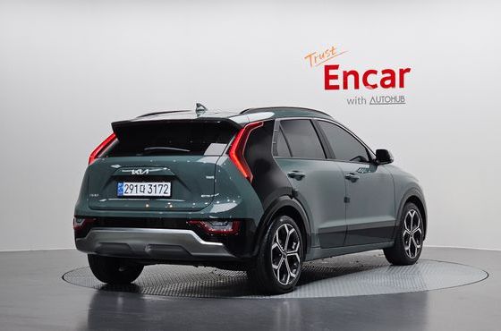 Kia Niro Signature — пробег 44 013 км — фото 2 из 5