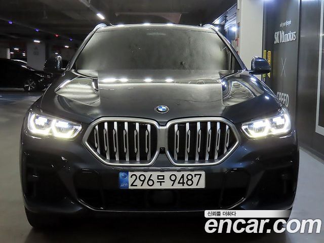 BMW X6 xDrive40i M Sport — пробег 99 570 км — фото 2 из 5
