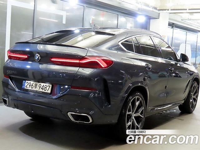 BMW X6 xDrive40i M Sport — пробег 99 570 км — фото 4 из 5