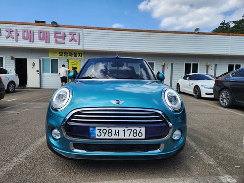 Mini Cooper Convertible Standard 3rd Generation — пробег 43 000 км — фото 1 из 5