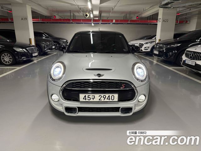 Mini Cooper Standard Third Generation — пробег 90 500 км — фото 1 из 5