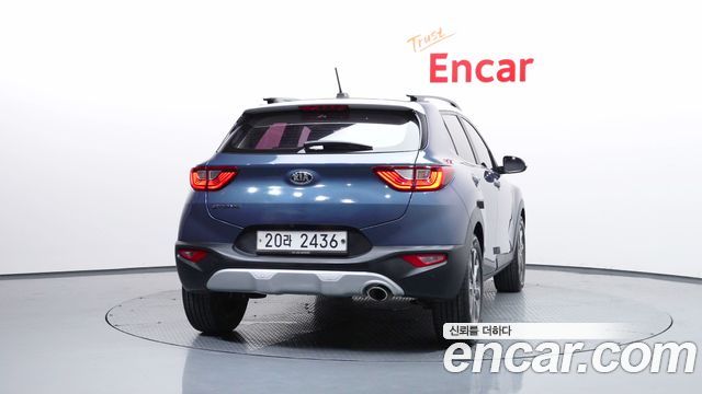 Kia Stonic из Кореи Encar