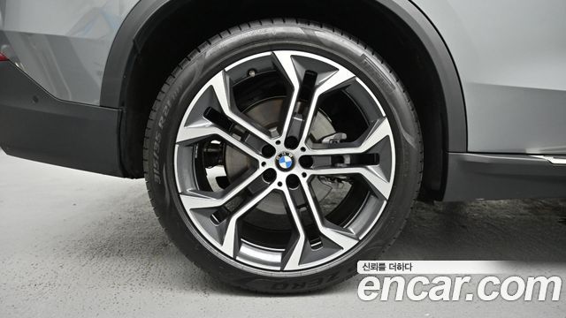 BMW X5 xDrive 30d xLine — пробег 8 814 км — фото 5 из 5
