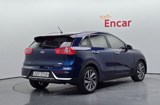 Kia Niro Noblesse — пробег 146 370 км — фото 2 из 5