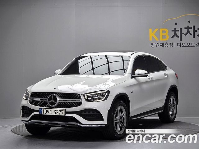 Mercedes-Benz GLC-Class GLC300e 4MATIC Coupe — пробег 55 743 км — фото 1 из 5