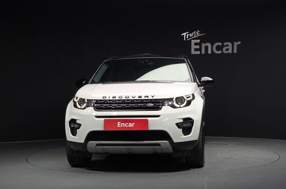 Land Rover Discovery Sport 2.0 TD4 HSE Luxury — пробег 192 585 км — фото 3 из 5