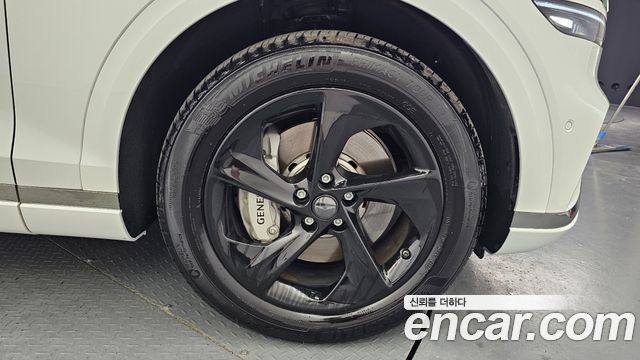 Genesis GV70 из Кореи Encar