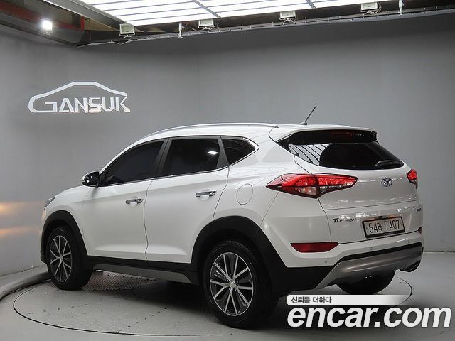 Hyundai Tucson Diesel 1.7 2WD Modern Fever — пробег 89 592 км — фото 2 из 5