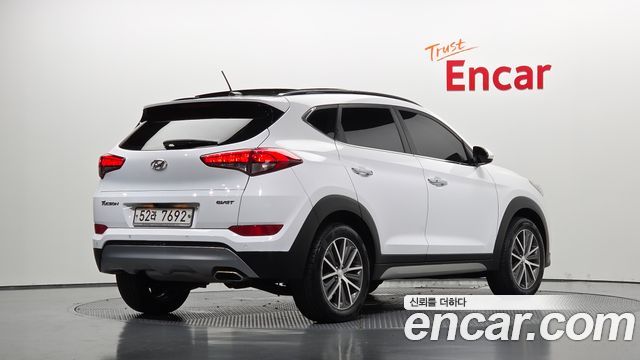 Hyundai Tucson Diesel 1.7 2WD Modern Fever — пробег 88 949 км — фото 2 из 5