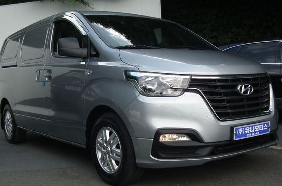 Hyundai Starex Van 3-Seater Smart — пробег 48 367 км — фото 1 из 5