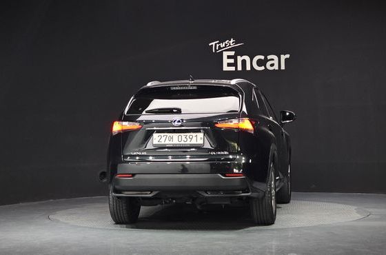 Lexus NX Supreme — пробег 98 369 км — фото 4 из 5