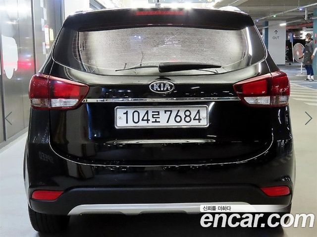Kia Carens из Кореи Encar