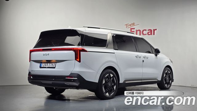 Kia Carnival Gasoline 7-Seater Noblesse — пробег 65 443 км — фото 2 из 5