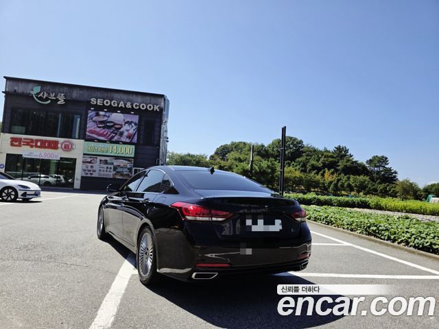 Hyundai Genesis из Кореи Encar