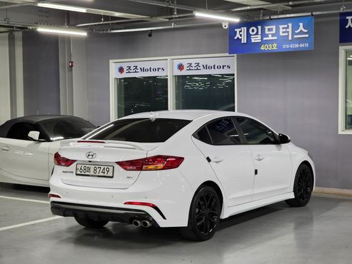 Hyundai AVANTE 1.6 Turbo Sport — пробег 90 590 км — фото 4 из 5