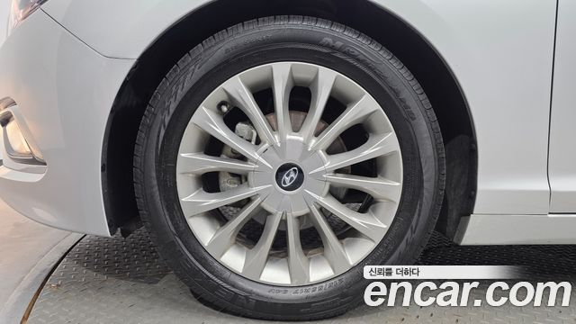 Hyundai Sonata 2.0 Smart — пробег 224 863 км — фото 5 из 5