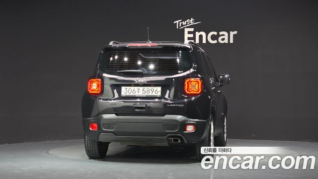 Jeep Renegade 2.4 Limited — пробег 102 189 км — фото 4 из 5