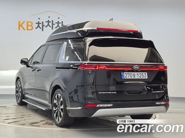 Kia Carnival из Кореи Encar