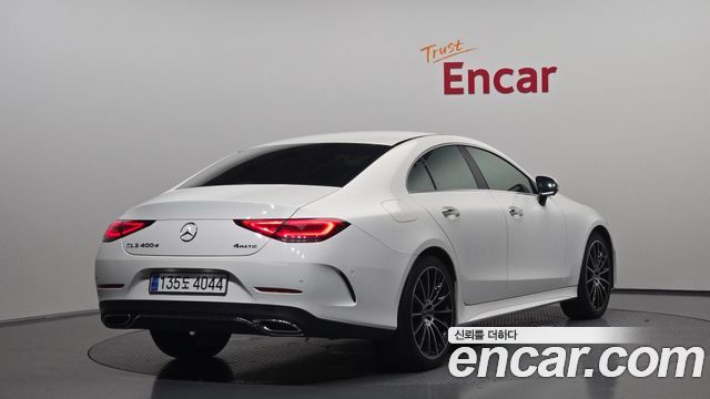 Mercedes-Benz CLS-Class CLS400d 4MATIC AMG Line — пробег 82 077 км — фото 2 из 5