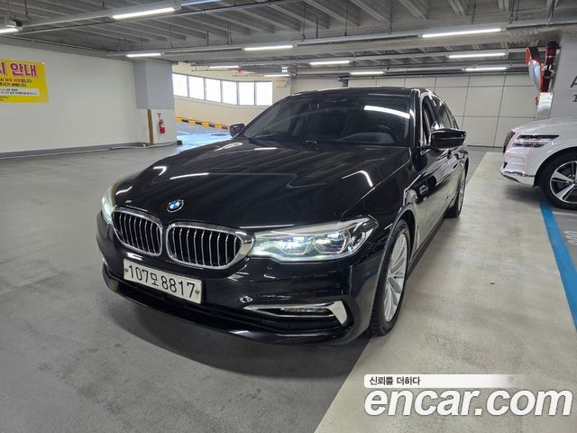 BMW 5-Series 520d Luxury Special Edition — пробег 244 284 км — фото 1 из 5