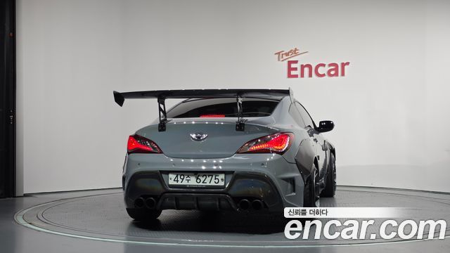 Hyundai Genesis из Кореи Encar