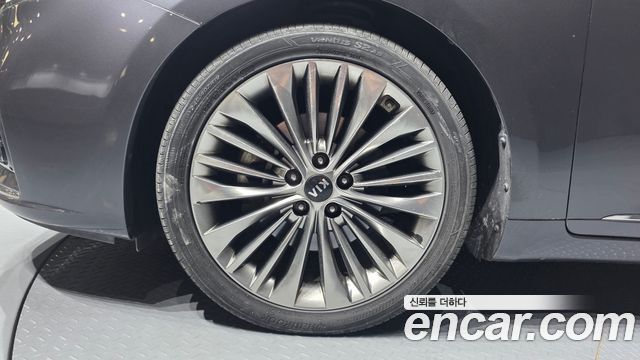 Kia K7 из Кореи Encar
