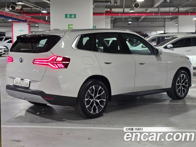 BMW X3 xDrive 20 — пробег 7 775 км — фото 2 из 5