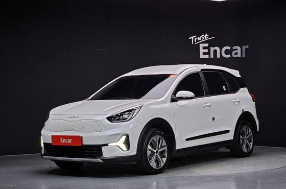 Kia Niro Air — пробег 125 089 км — фото 1 из 5
