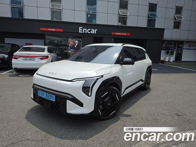 Kia EV3 Long Range 2WD GT Line — пробег 23 000 км — фото 1 из 5