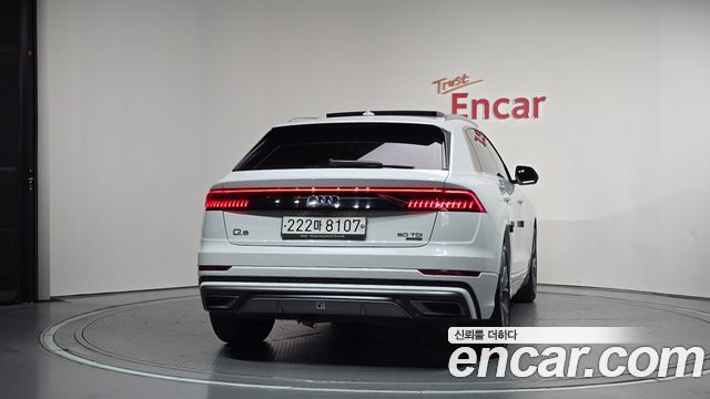 Audi Q8 50 TDI Quattro Premium — пробег 97 967 км — фото 4 из 5