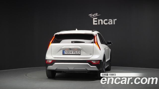 Kia Niro Prestige — пробег 59 711 км — фото 4 из 5