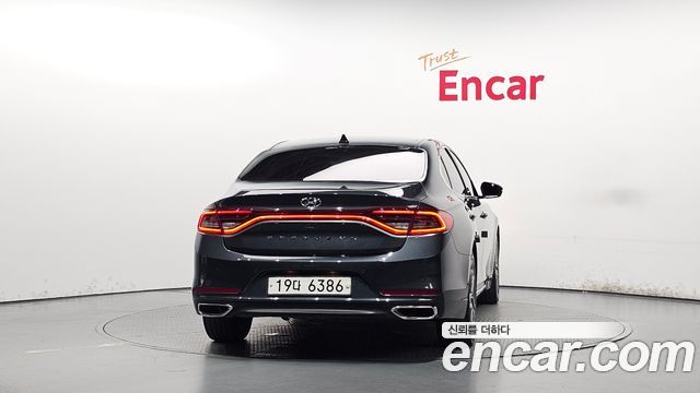 Hyundai Grandeur из Кореи Encar