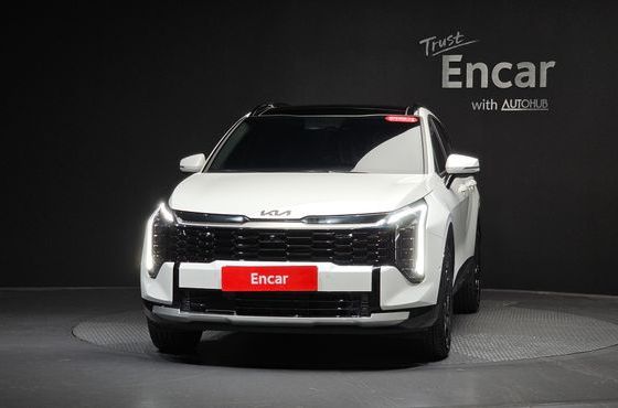 Kia Sportage HEV 1.6 2WD Signature — пробег 3 788 км — фото 3 из 5