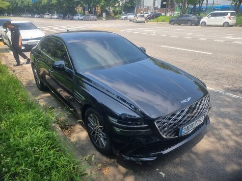 Genesis G80 Gasoline 2.5 Turbo 2WD — пробег 900 км — фото 1 из 5