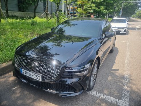 Genesis G80 Gasoline 2.5 Turbo 2WD — пробег 900 км — фото 2 из 5