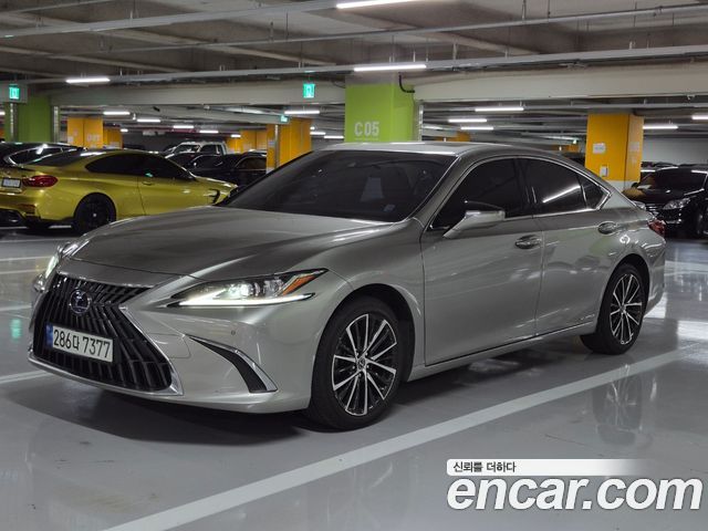 Lexus ES Luxury — пробег 96 876 км — фото 1 из 5