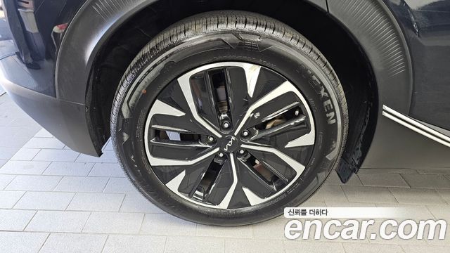 Kia EV6 Standard 4WD Air — пробег 125 353 км — фото 5 из 5