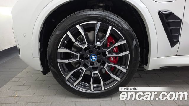 BMW X5 xDrive 50e M Sport — пробег 21 497 км — фото 5 из 5